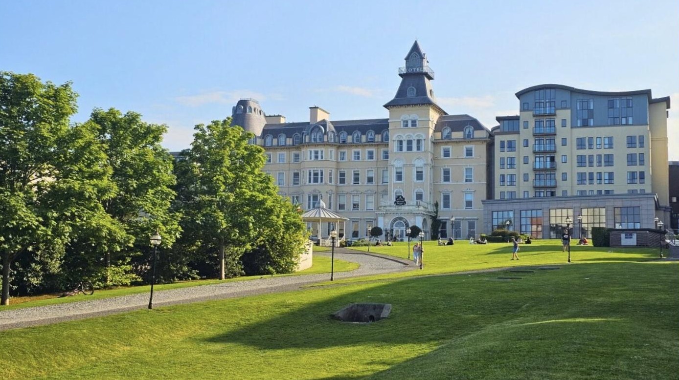 Royal Marine Hotel - Victorian facade + modern wing